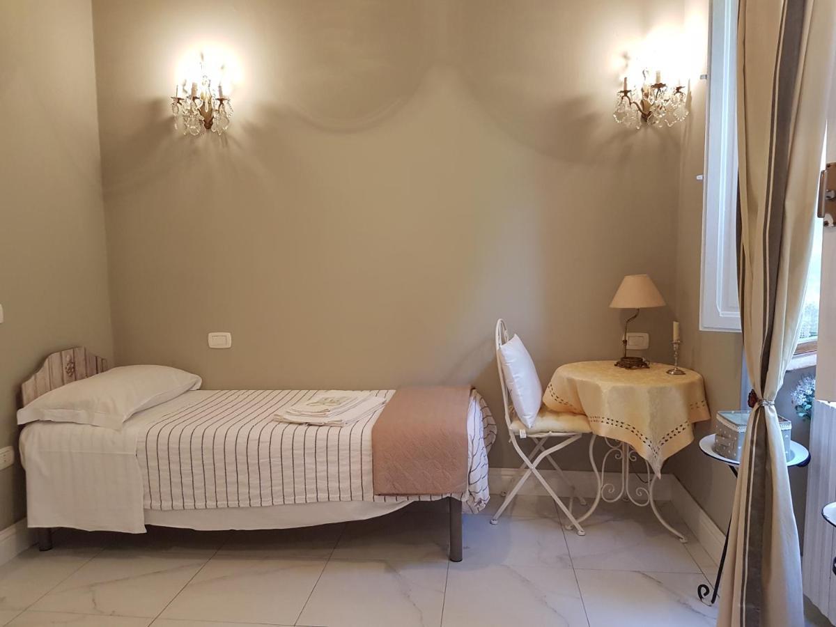 Villa Liberty Ofelia Locazioni Brevi Cagliari Dış mekan fotoğraf