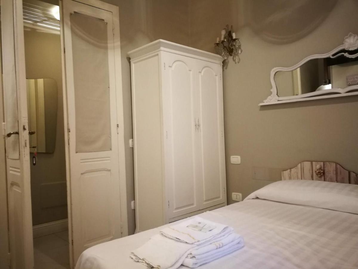 Villa Liberty Ofelia Locazioni Brevi Cagliari Dış mekan fotoğraf