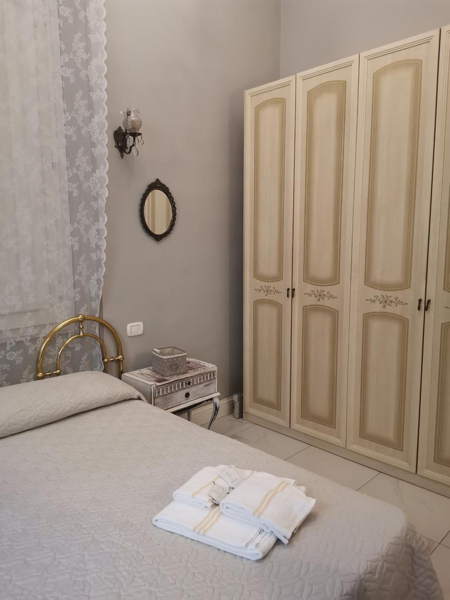 Villa Liberty Ofelia Locazioni Brevi Cagliari Dış mekan fotoğraf